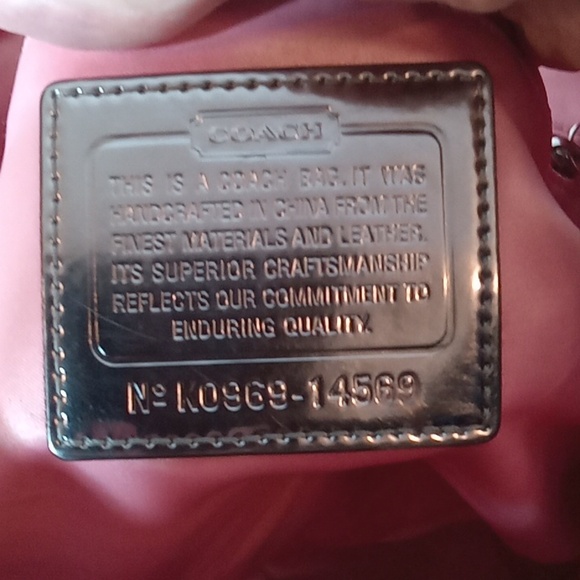 COACH Womens Bella Pink Poppy Story Patch Shoulder Tote Bag. Barbie - Picture 4 of 7